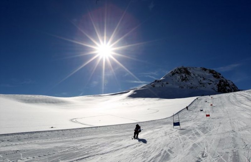 Hakkari'de kayak yarışması yapıldı - 7