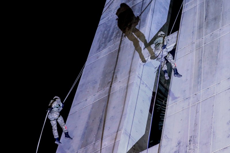 Başbakan Yıldırım komandoların eğitimini izledi - 13