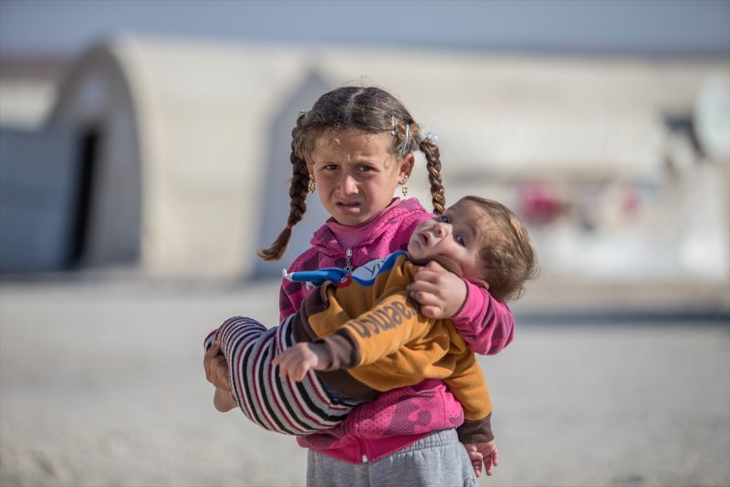 11 bin Suriyeli çocuk Şanlıurfa'da çadır kentte - 1