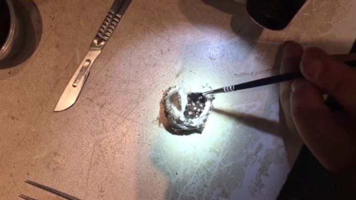 Bulduğu kesenin içindekiler şaşkına çevirdi - 4