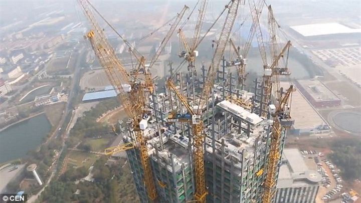 19 günde gökdelen yaptılar - 10