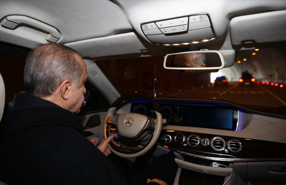 Cumhurbaşkanı Erdoğan, şoför koltuğuna geçti - 4