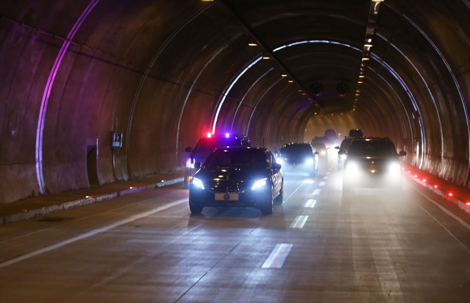 Cumhurbaşkanı Erdoğan, şoför koltuğuna geçti - 11