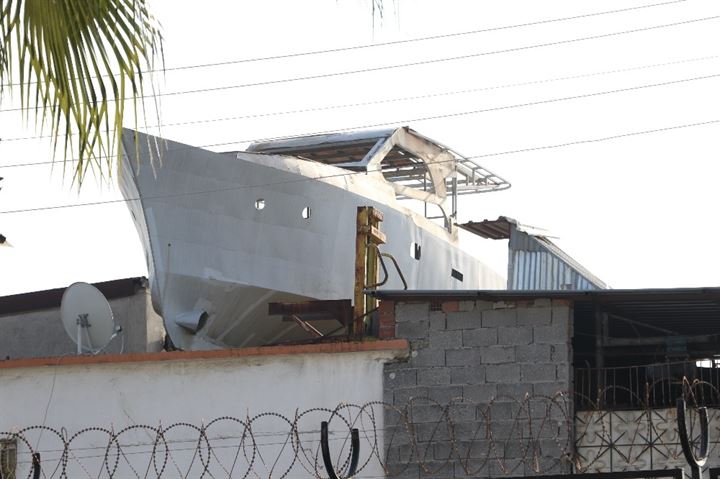 Lüks yatı dama çıkardılar - 1