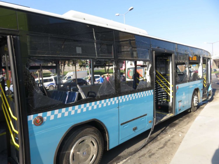 Üsküdar'da otobüs faciası: Ölü ve yaralılar var! - 20