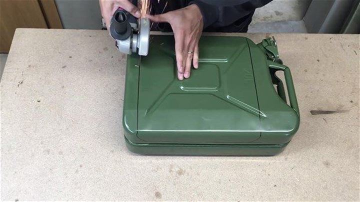 Benzin bidonuyla buzdolabı yaptı - 7