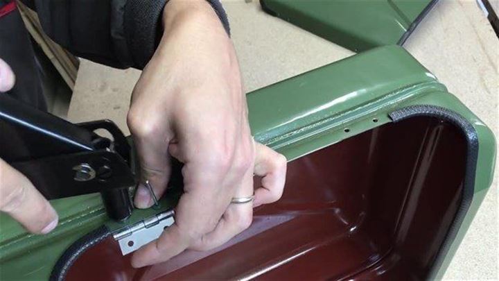 Benzin bidonuyla buzdolabı yaptı - 25