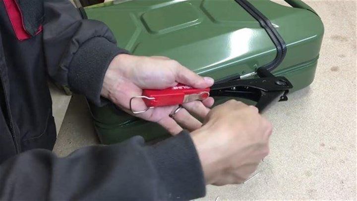 Benzin bidonuyla buzdolabı yaptı - 28