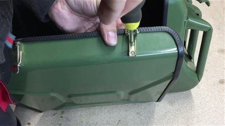 Benzin bidonuyla buzdolabı yaptı - 33