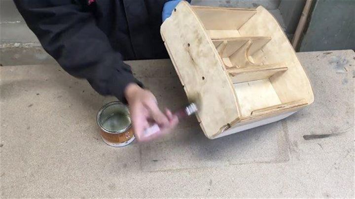 Benzin bidonuyla buzdolabı yaptı - 42