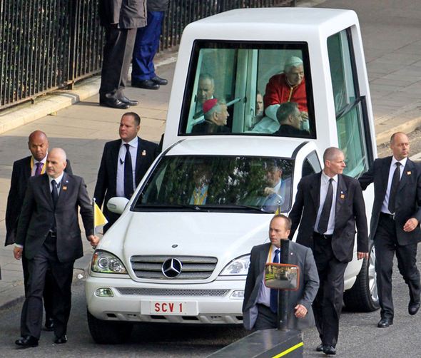 İşte liderlerin makam arabaları - 8