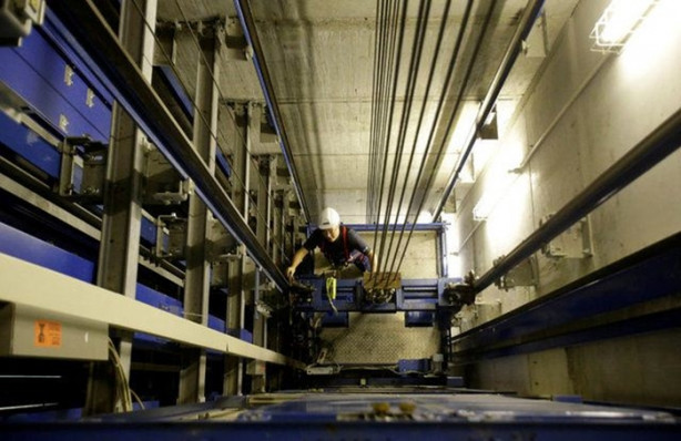 Düşen asansörde nasıl hayatta kalınır? - 6