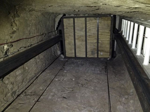 Düşen asansörde nasıl hayatta kalınır? - 9