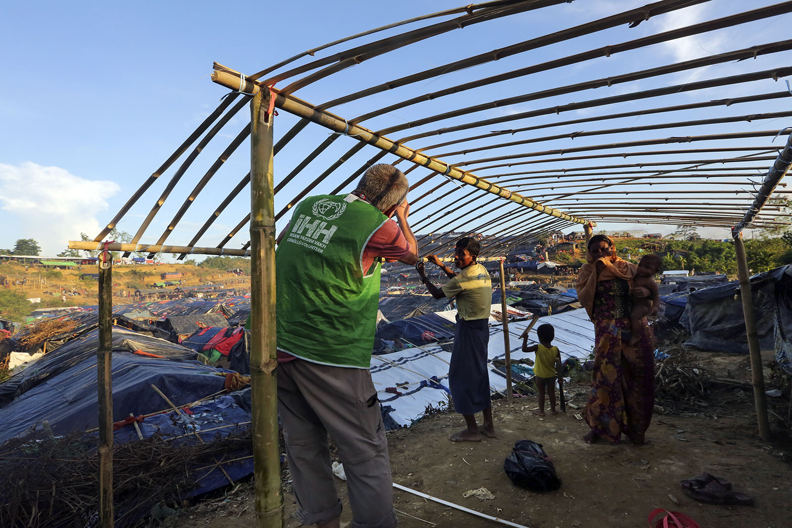 İHH'nın Arakanlılar'a yardımları sürüyor - 0