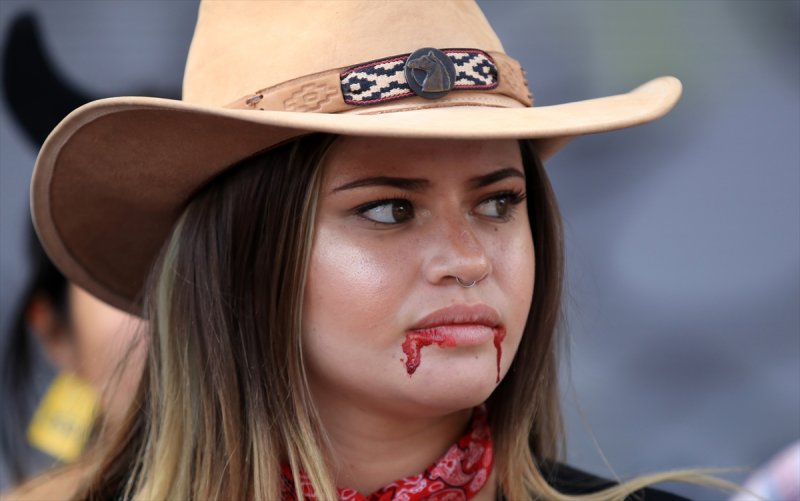 Kolombiya'da boğa güreşi protesto edildi - 1
