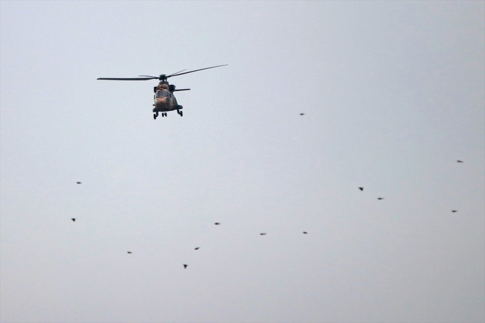 Sınır hattında askeri araç sevkiyatı devam ediyor - 5