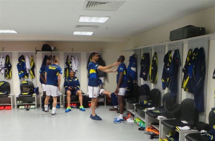 Dev futbol kulüplerinin soyunma odaları - 7