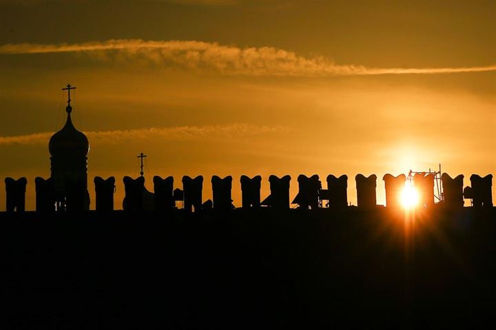 Rusya'da güneş yüzünü göstermeye başladı - 14