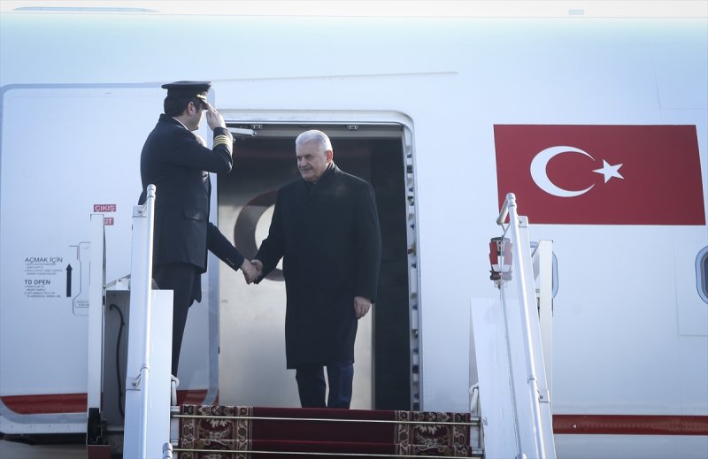 Başbakan Yıldırım, Belarus'ta ekmek ve tuzla karşılandı - 1