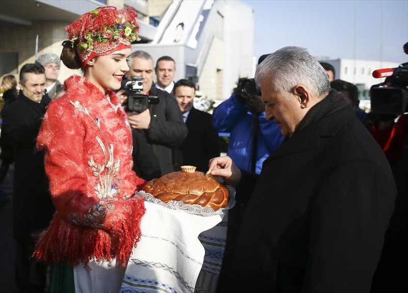 Başbakan Yıldırım, Belarus'ta ekmek ve tuzla karşılandı - 18