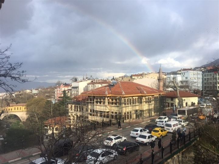 İstanbul'da beliren gökkuşağı kendine hayran bıraktı - 1