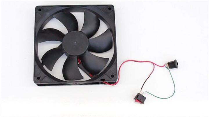 Evdeki malzemelerden klima yaptı - 3