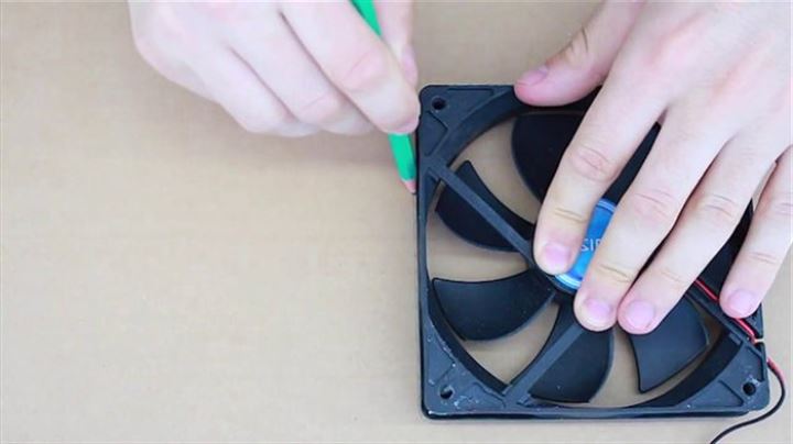 Evdeki malzemelerden klima yaptı - 33