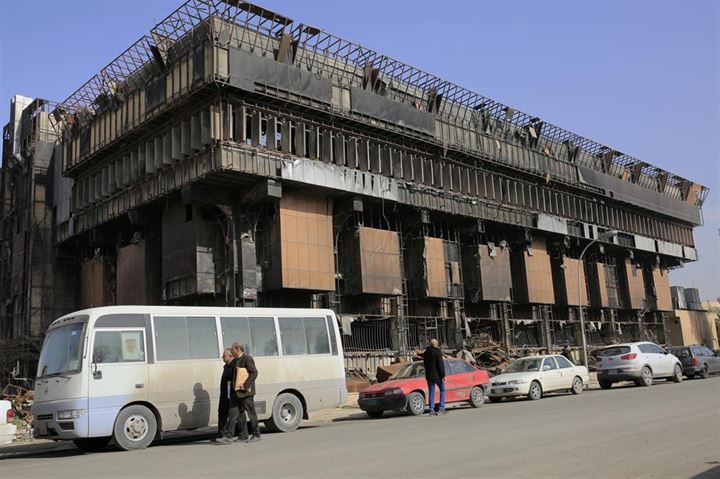 Harabeye dönen üniversitede eğitim devam ediyor - 8