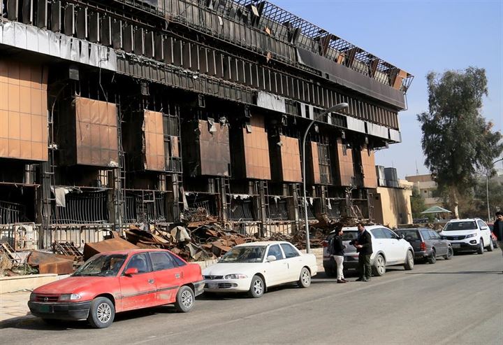 Harabeye dönen üniversitede eğitim devam ediyor - 9