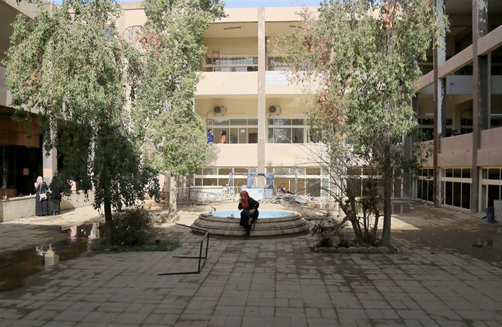 Harabeye dönen üniversitede eğitim devam ediyor - 14