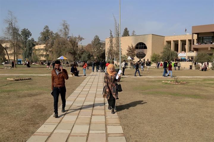 Harabeye dönen üniversitede eğitim devam ediyor - 16