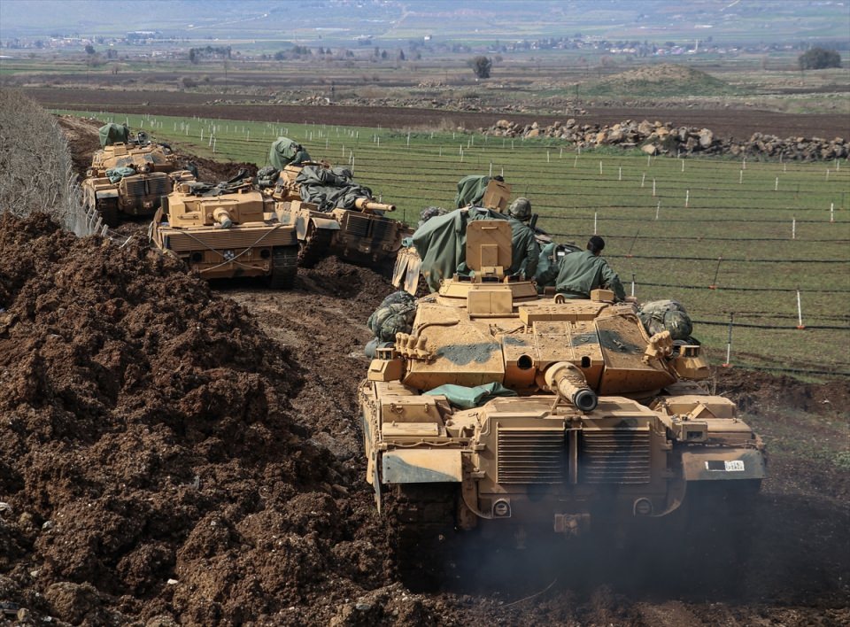 Terör mevzileri topçu birliklerince vuruluyor - 17