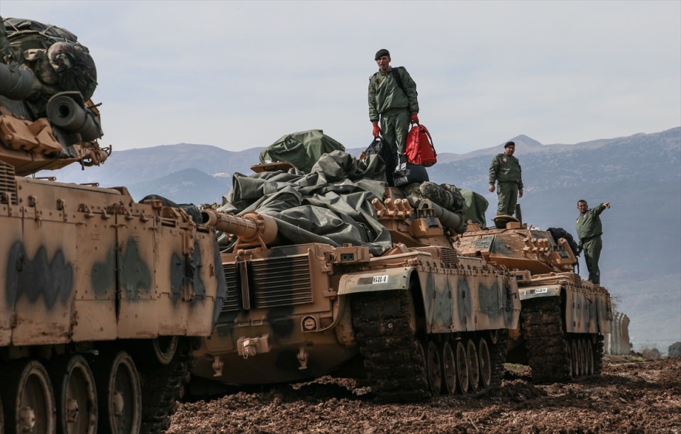 Terör mevzileri topçu birliklerince vuruluyor - 0