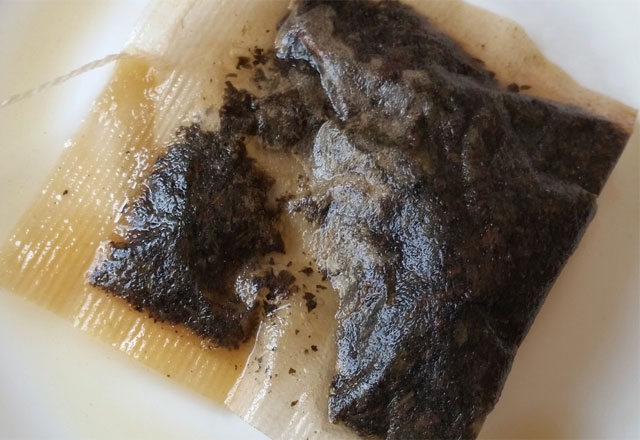 Demlikte kalan çayı atmayın! - 1