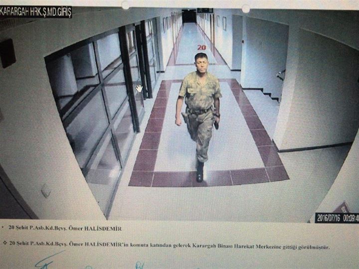 Şehit Halisdemir'in son görüntüleri ortaya çıktı - 1