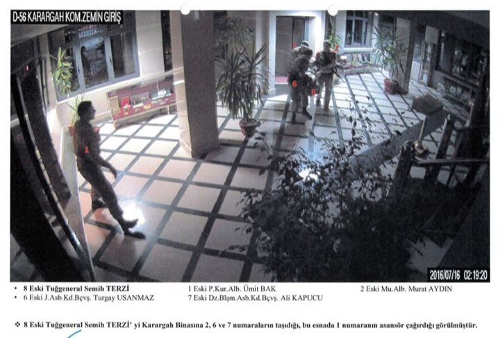 Şehit Halisdemir'in son görüntüleri ortaya çıktı - 16