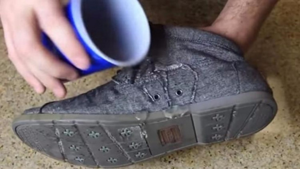 Ayakkabılarınızı su geçirmez yapmak çok basit! - 14