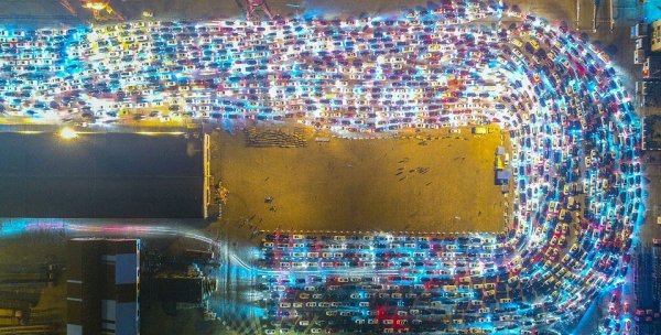 Çin'de feribot kuyruğu - 0