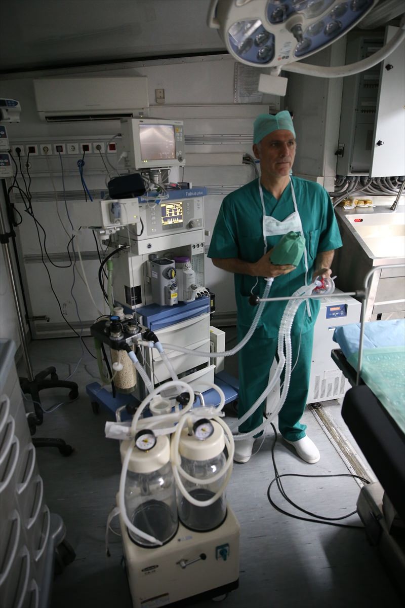 TSK'dan sınıra seyyar ilk yardım hastanesi - 4