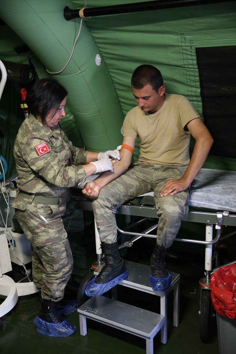 TSK'dan sınıra seyyar ilk yardım hastanesi - 6