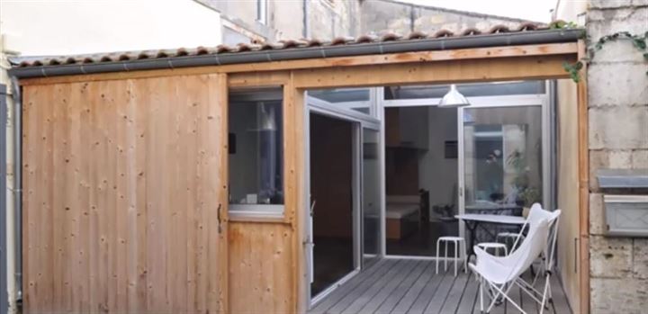 Çöp dolu garajı ev yaptı - 5