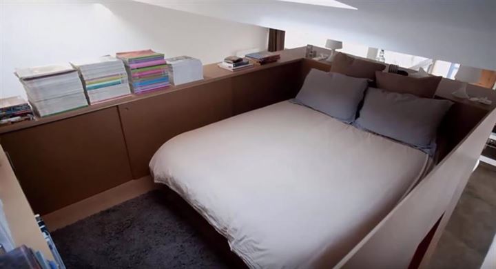 Çöp dolu garajı ev yaptı - 11