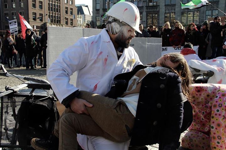 Amsterdam'da 'Doğu Guta'da bombaları durdur' gösterisi - 2