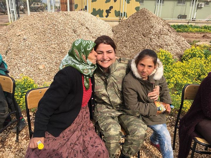 TSK gelen talep üzerine Afrin'de 22 sivili sağlık taramasından geçirdi - 4