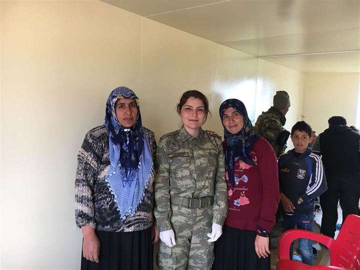 TSK gelen talep üzerine Afrin'de 22 sivili sağlık taramasından geçirdi - 9