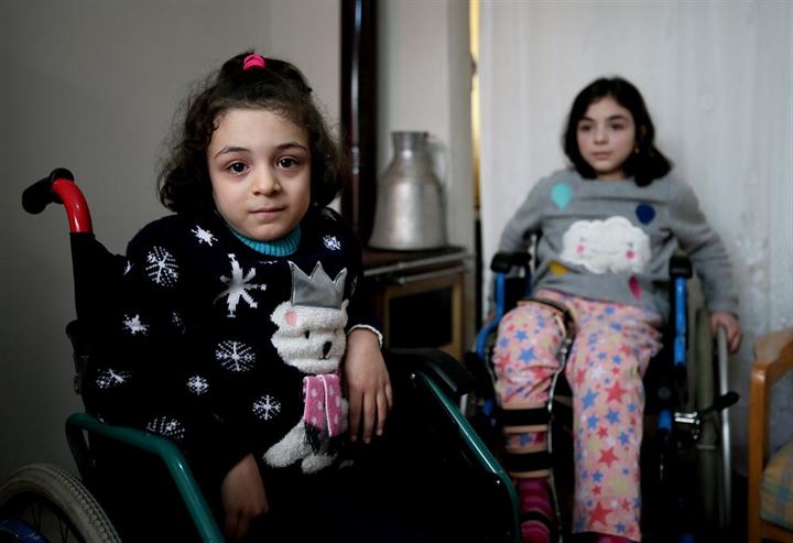 DEAŞ saldırısıyla sakat kalan kardeşler Türkiye'de hayata tutundu - 1