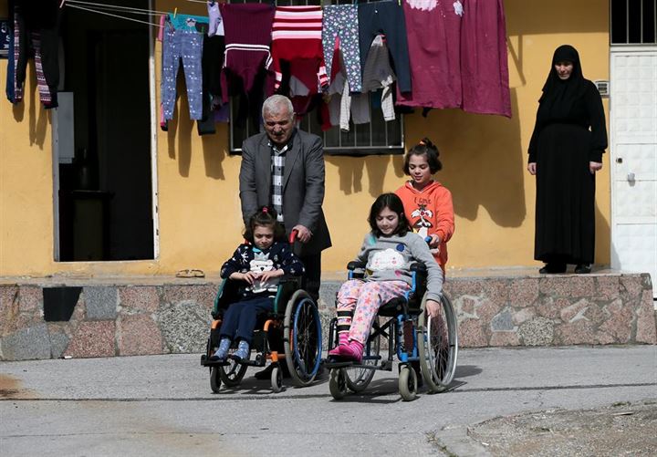 DEAŞ saldırısıyla sakat kalan kardeşler Türkiye'de hayata tutundu - 15