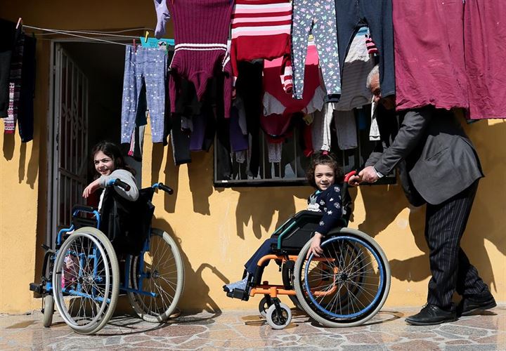 DEAŞ saldırısıyla sakat kalan kardeşler Türkiye'de hayata tutundu - 18