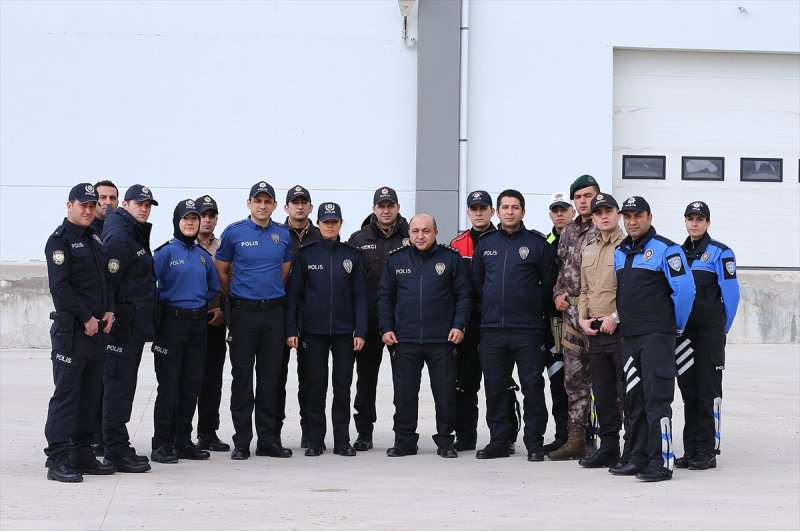 Emniyette üniformalar yenileniyor - 39