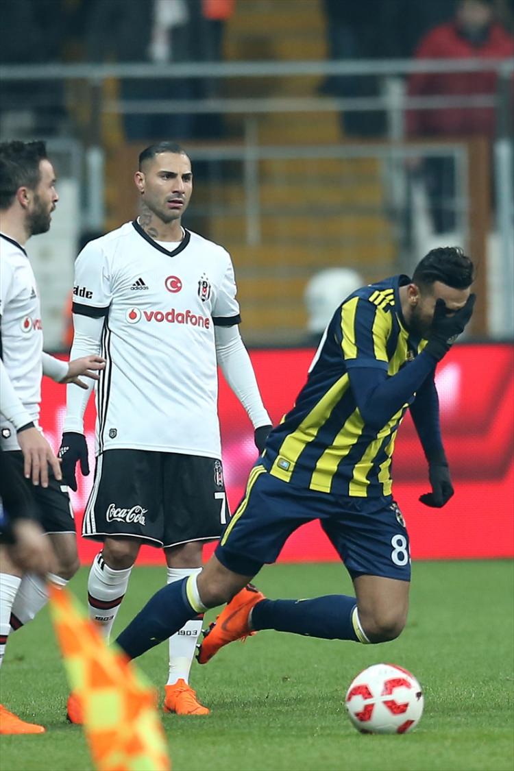 Derbide ortalık karıştı! Yumruklar konuştu - 6